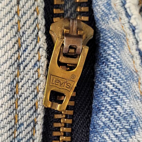 Vintage LEVIS Distressed Jeans 34x31 Baggy Light-Wash USA - Picture 14 of 16